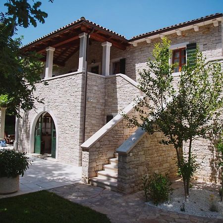 Villa Kringa Tinjan Dış mekan fotoğraf