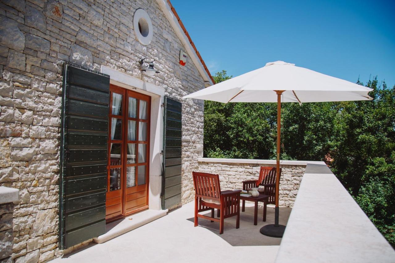 Villa Kringa Tinjan Dış mekan fotoğraf