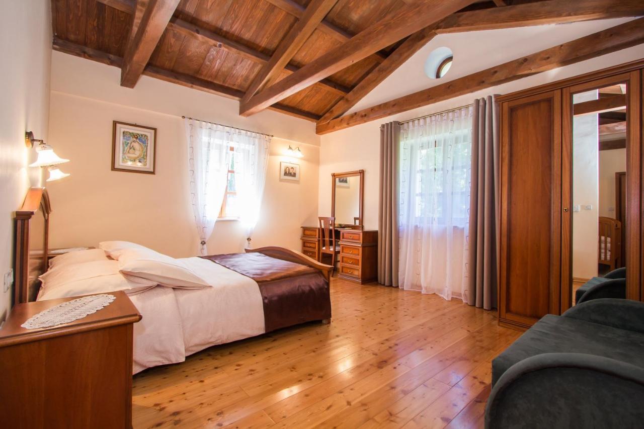 Villa Kringa Tinjan Dış mekan fotoğraf