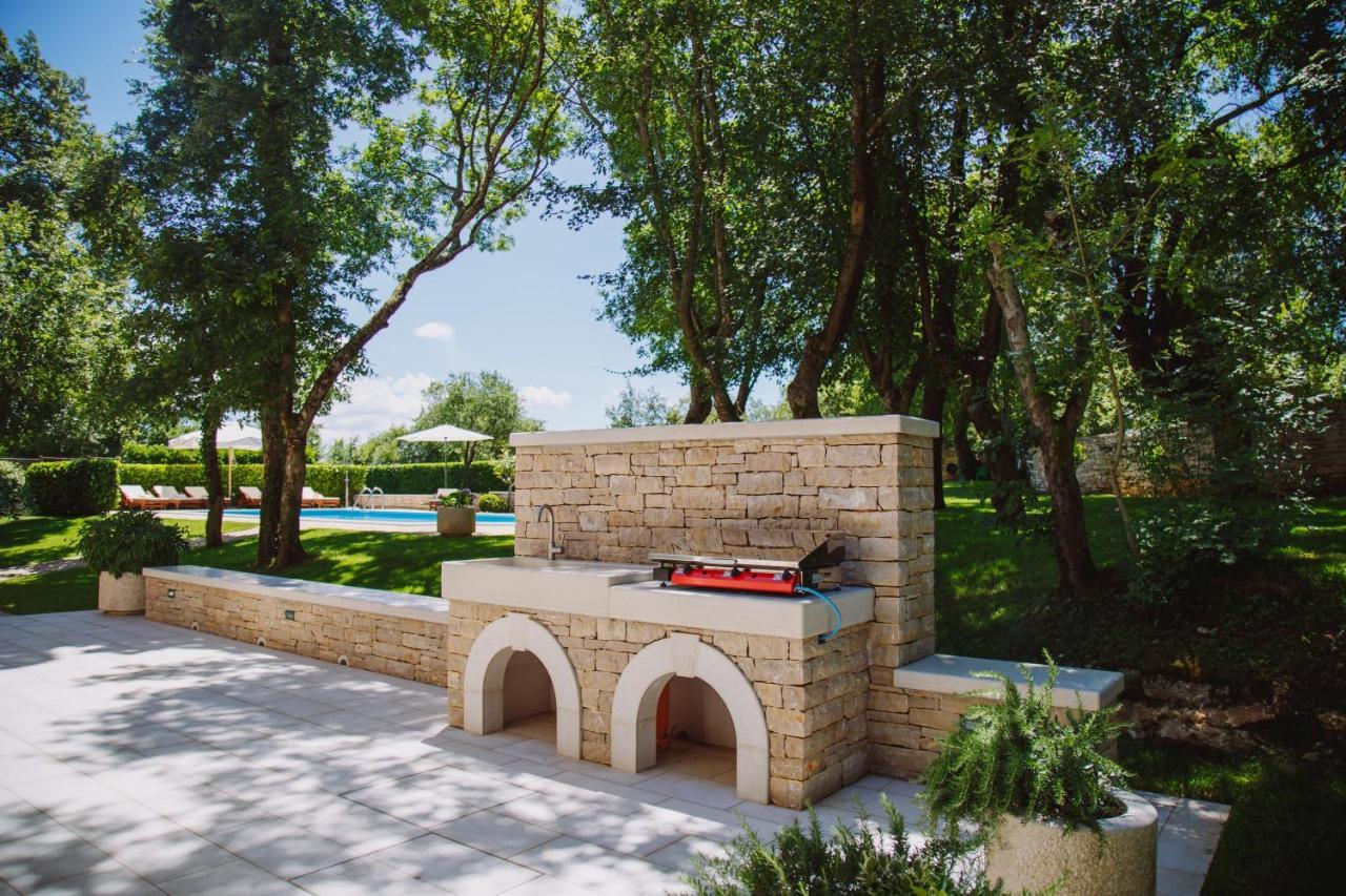 Villa Kringa Tinjan Dış mekan fotoğraf