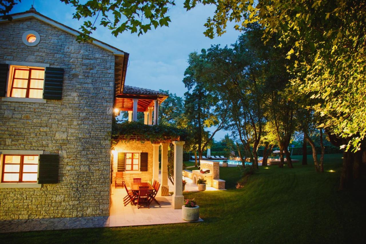 Villa Kringa Tinjan Dış mekan fotoğraf